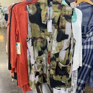 SHAN Multicolor Patterned Garment